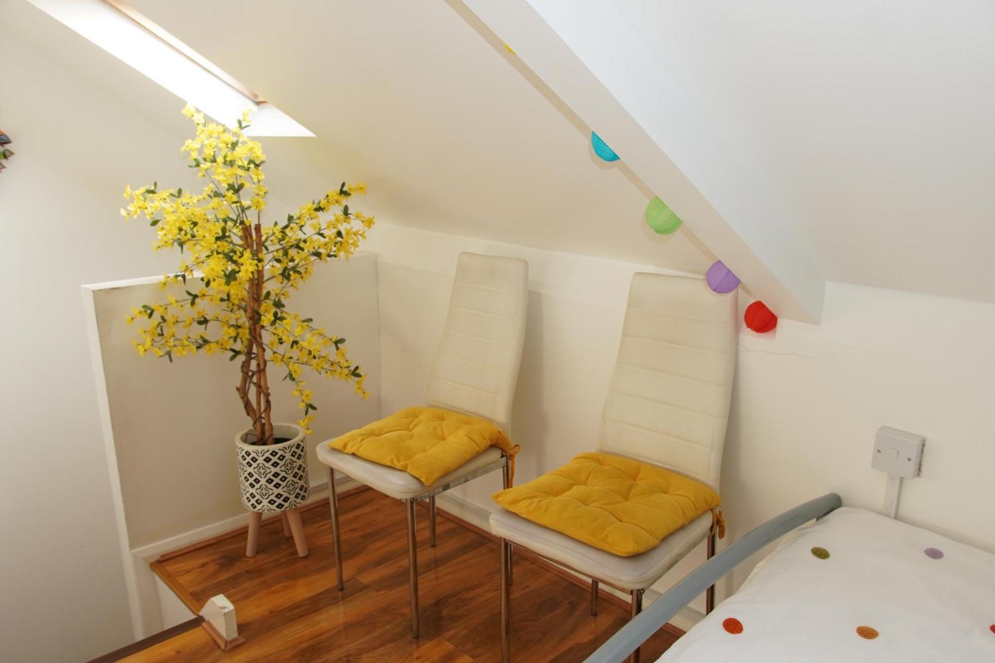 5 Bedroom House Near Cardiff City. Ngoại thất bức ảnh