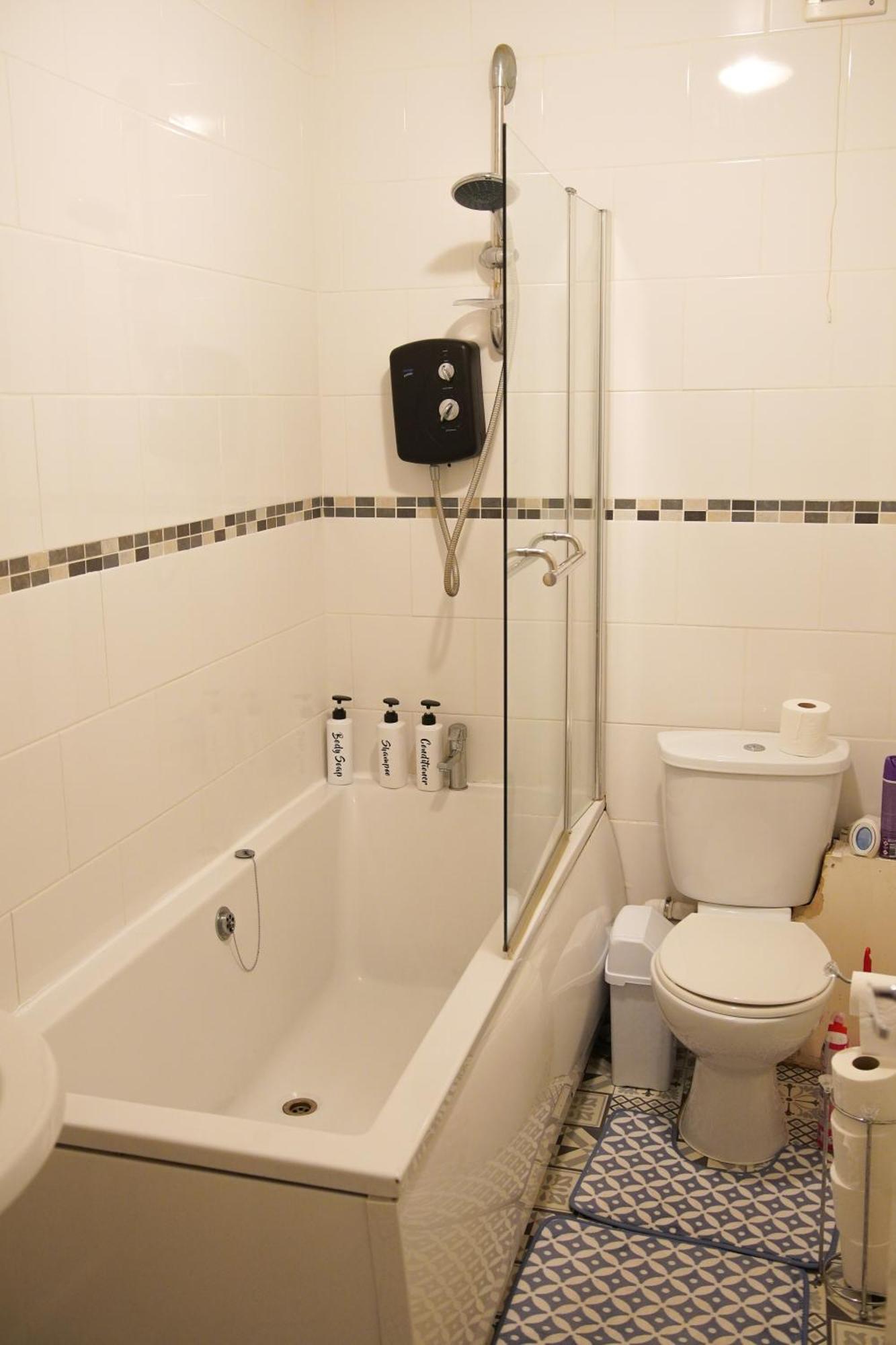 5 Bedroom House Near Cardiff City. Ngoại thất bức ảnh
